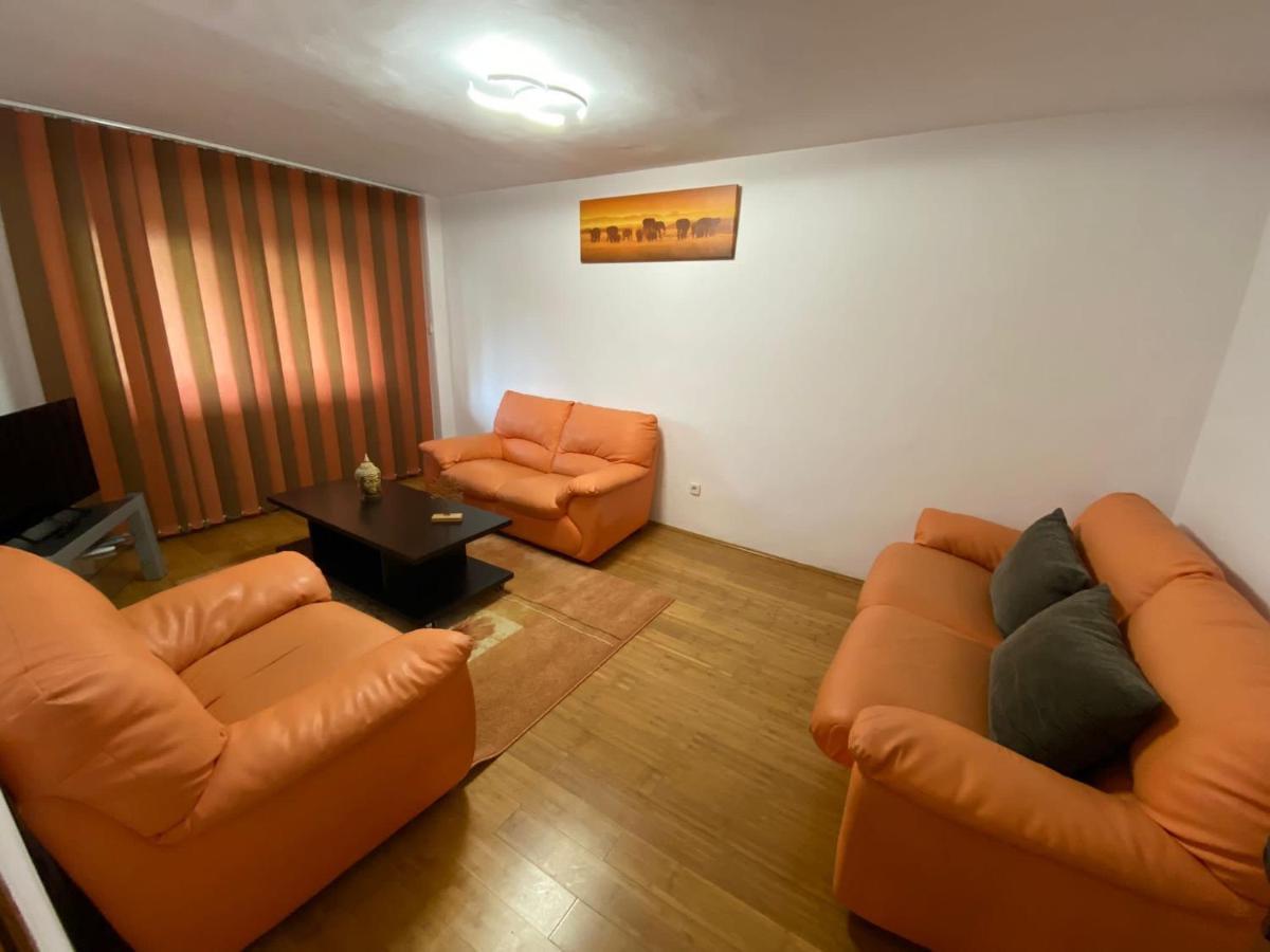 Jad - Familiy 4 Rooms Apartment - Near Forest And Historic Center - Racadau Braşov Exterior foto